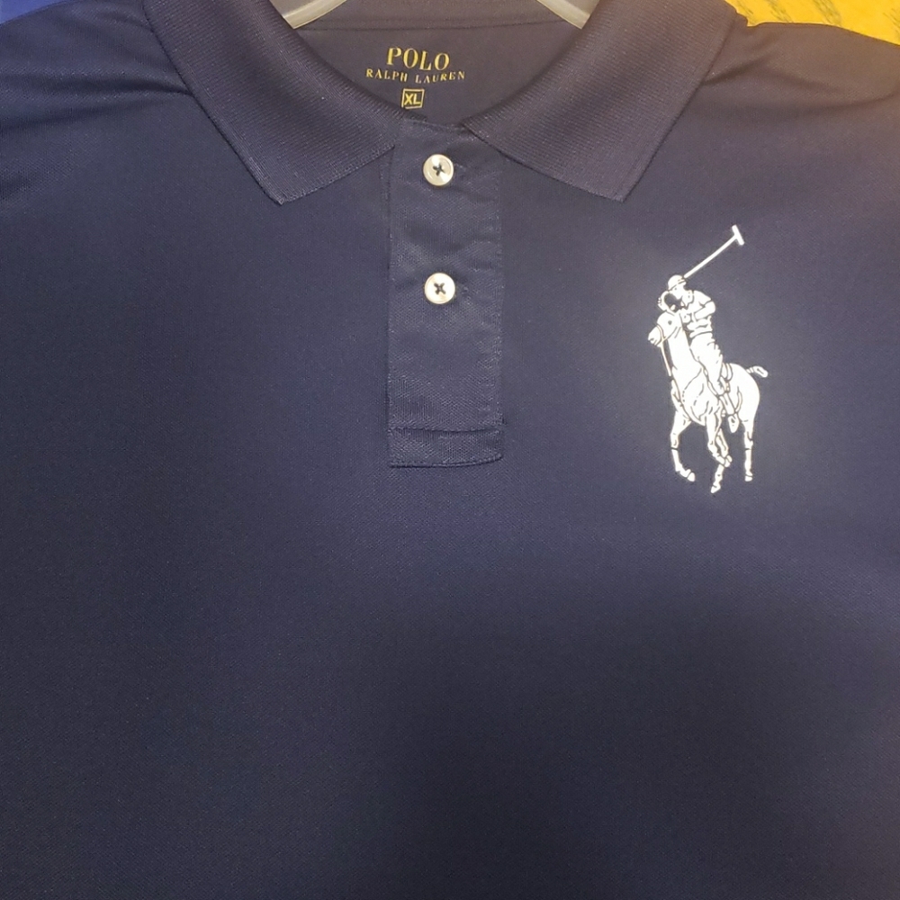 Short sleeve shirt